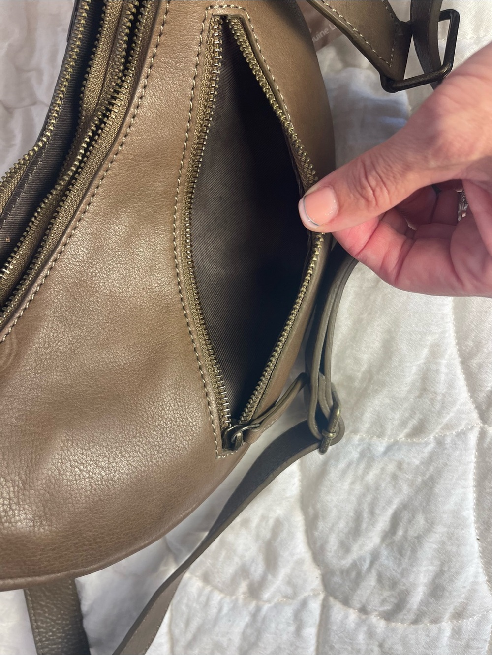 Born Olive Green Genuine Leather Crescent Shoulder Hobo Quiet Luxury Minimalist - Picture 4 of 16